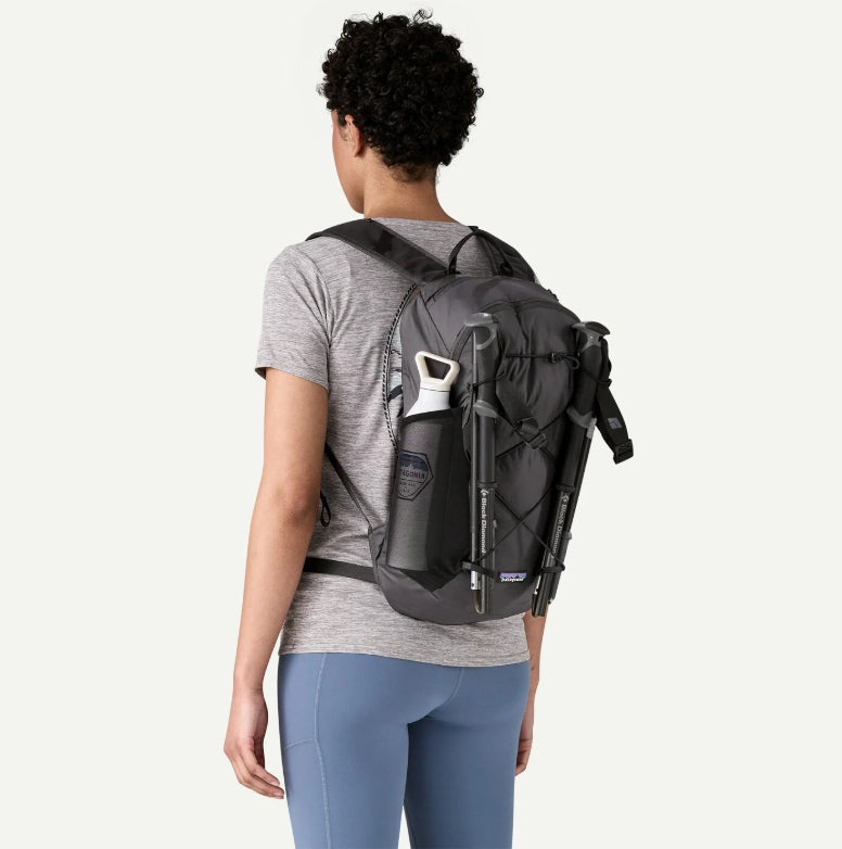 Mochila Patagonia Terravia Pack 14L – Leveza e funcionalidade para trilhos curtos