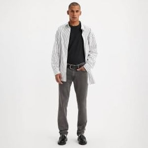 Levi’s 511™ Slim Soft Lightweight Jeans – Leveza e Estilo com Caráter