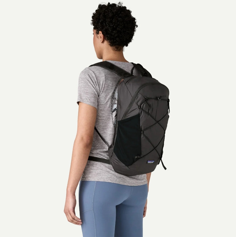 Mochila Patagonia Terravia Pack 14L – Leveza e funcionalidade para trilhos curtos